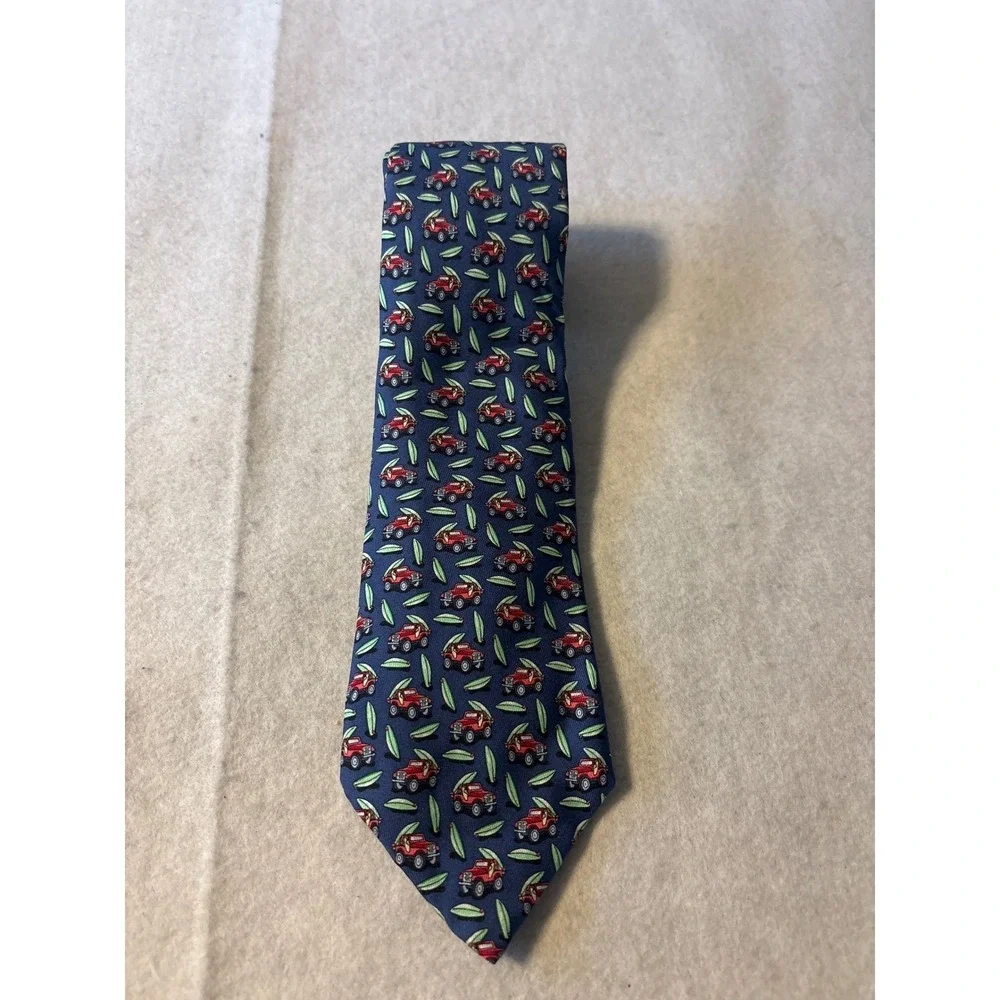Vineyard Vines Necktie Mens OS Navy Excellent Red Jeep Surfboard Silk Tie 47